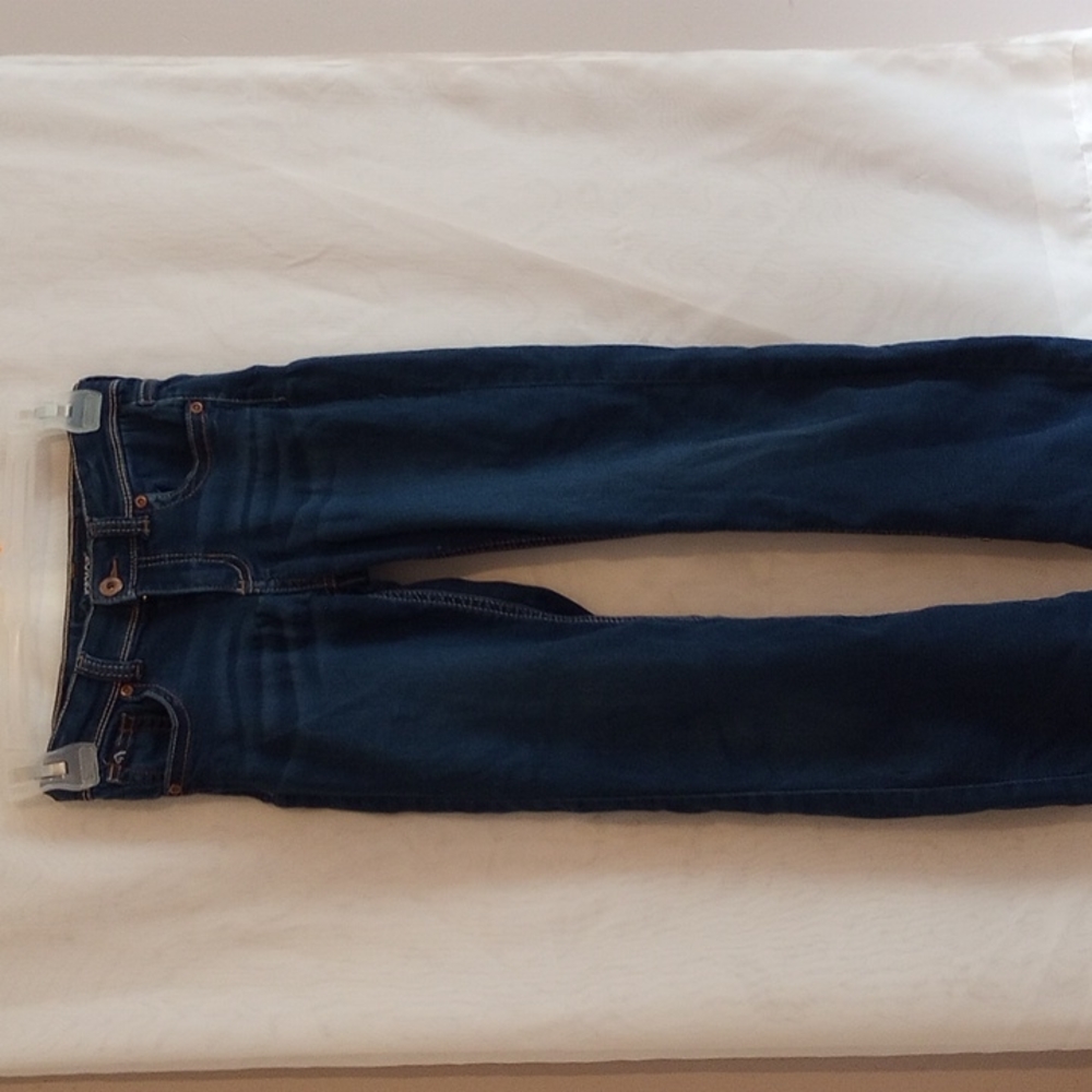 Size 8 slim girls Vintage Jordache Jeans.